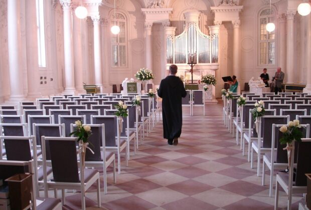 personalized crystal gift for pastor