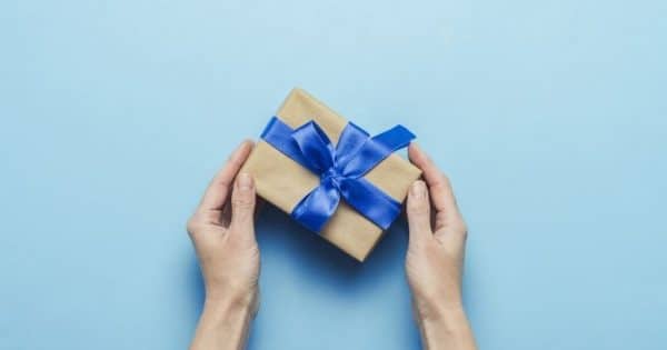 11 Different Occasions to Give Personalized Gifts