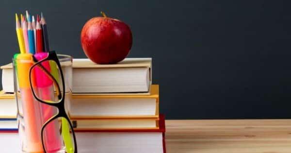 13 Gifts to Give Your New Teacher This Year