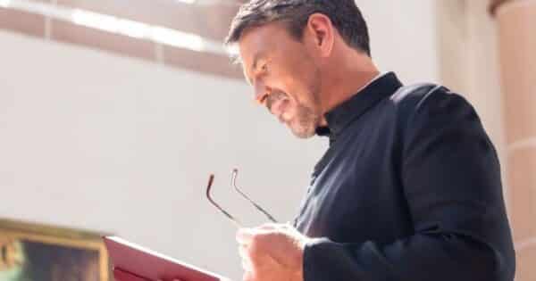 How To Show Your Pastor Appreciation
