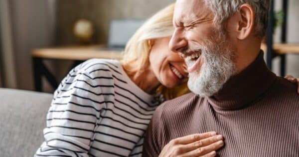 Ways To Celebrate Your Parents’ Wedding Anniversary