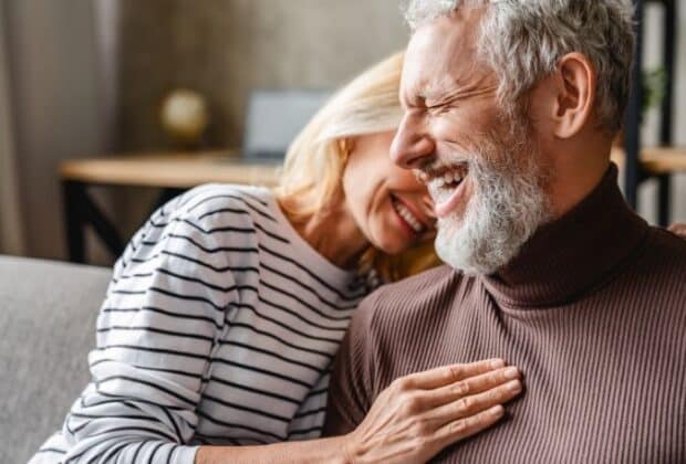 Ways To Celebrate Your Parents’ Wedding Anniversary