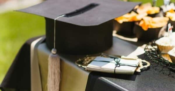 4 Must-Know Graduation Party Planning Tips