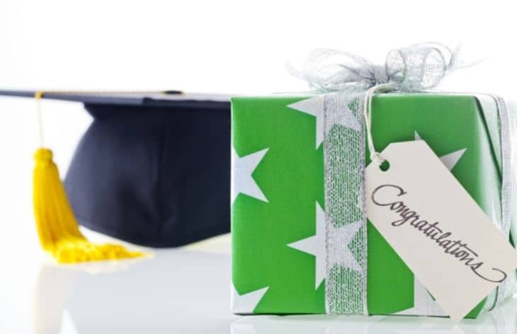 5 Thoughtful Graduation Gift Ideas for 2022