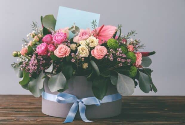 Thoughtful Ways To Celebrate Work Anniversaries