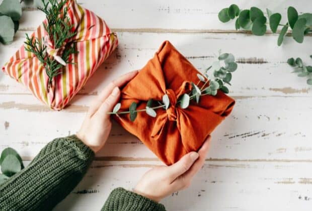 What To Give Your Pastor for Christmas: A Guide