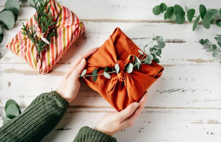 What To Give Your Pastor for Christmas: A Guide