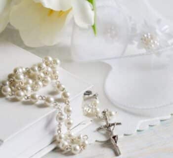 What Should Godparents Give for a Baptism Gift?