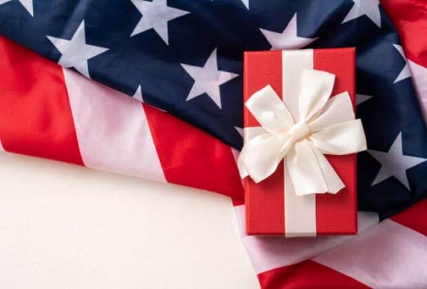 3 Rules To Follow When Giving a Government Employee a Gift