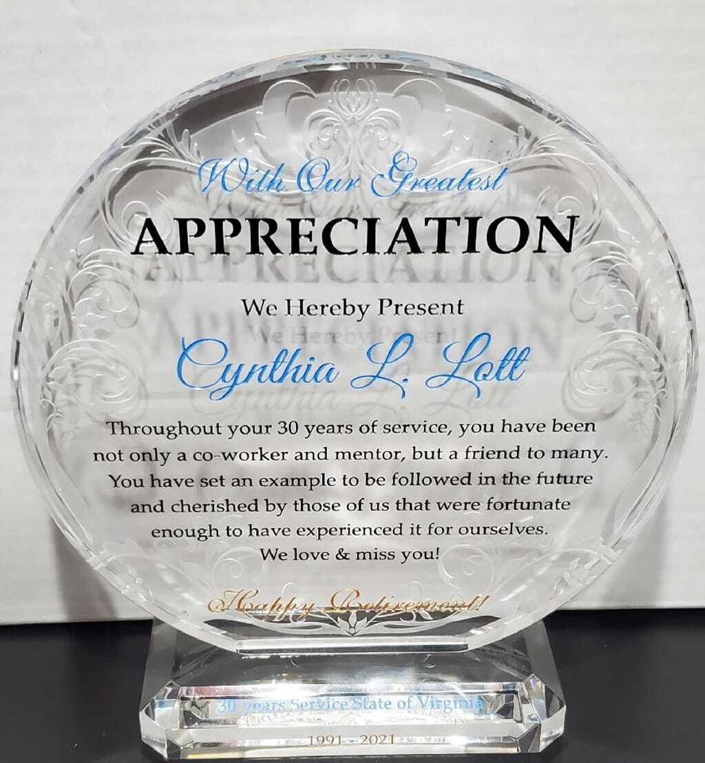 Circle Shaped Crystal Retirement Appreciation Plaque for Coworker & Mentor